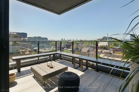 Photo 23 at 612 - 505 Richmond Street W, Waterfront Communities C1, Toronto