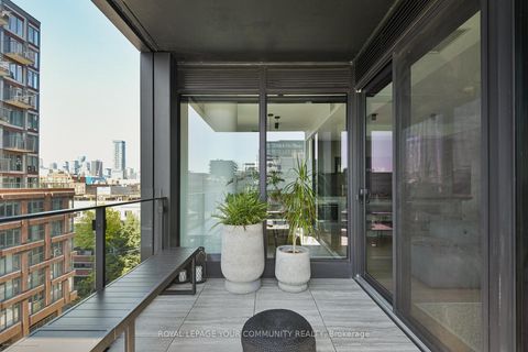 Photo 24 at 612 - 505 Richmond Street W, Waterfront Communities C1, Toronto