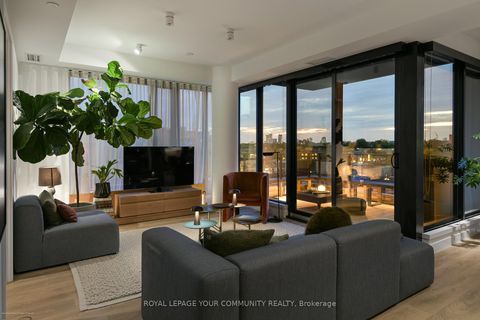 Photo 25 at 612 - 505 Richmond Street W, Waterfront Communities C1, Toronto