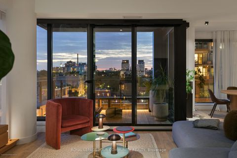 Photo 26 at 612 - 505 Richmond Street W, Waterfront Communities C1, Toronto
