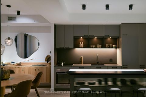 Photo 31 at 612 - 505 Richmond Street W, Waterfront Communities C1, Toronto