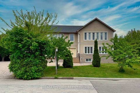 Photo 0 at 18 Mullet Road, Newtonbrook East, Toronto