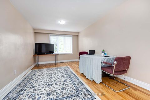 Photo 19 at 18 Mullet Road, Newtonbrook East, Toronto