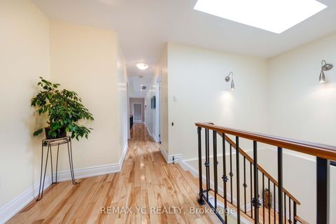 Photo 26 at 18 Mullet Road, Newtonbrook East, Toronto