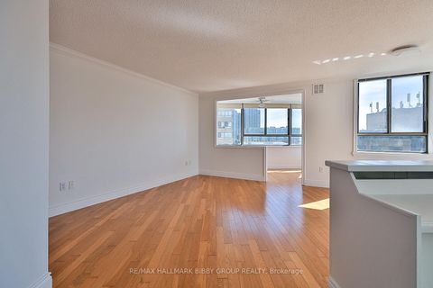Photo 6 at 801 - 270 Queens Quay Boulevard W, Waterfront Communities C1, Toronto