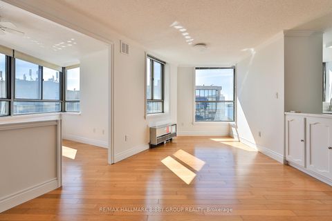 Photo 17 at 801 - 270 Queens Quay Boulevard W, Waterfront Communities C1, Toronto