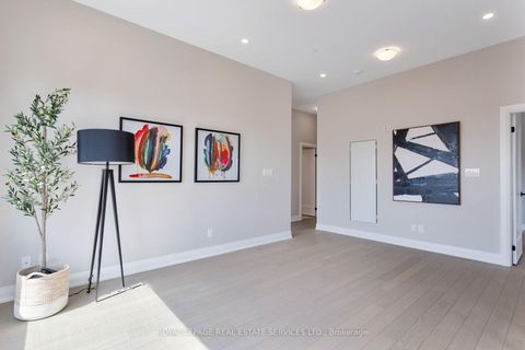 Photo 11 at 503 - 3285 Carding Mill Trail, GO Glenorchy, Oakville