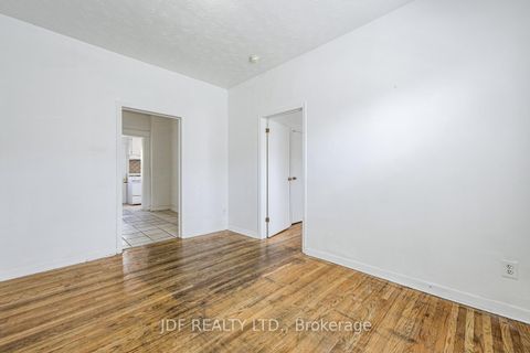 Photo 4 at 740 Lansdowne Avenue, Junction, Toronto