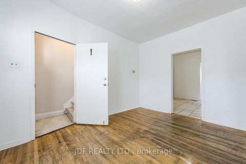 Photo 5 at 740 Lansdowne Avenue, Junction, Toronto