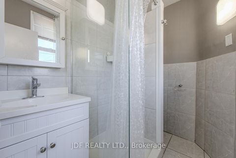 Photo 28 at 740 Lansdowne Avenue, Junction, Toronto