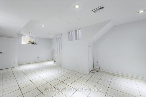 Photo 32 at 740 Lansdowne Avenue, Junction, Toronto
