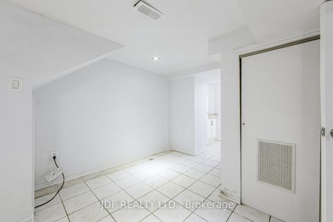 Photo 33 at 740 Lansdowne Avenue, Junction, Toronto