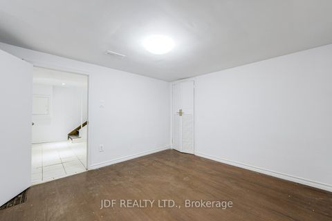 Photo 42 at 740 Lansdowne Avenue, Junction, Toronto