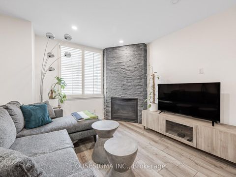 Photo 7 at 5 - 106 Redpath Avenue, Mount Pleasant West, Toronto