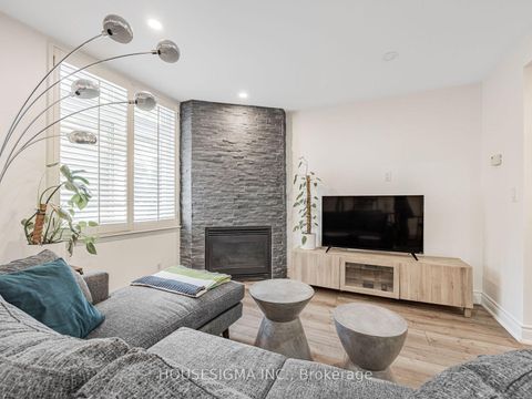 Photo 8 at 5 - 106 Redpath Avenue, Mount Pleasant West, Toronto