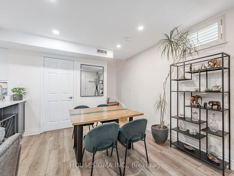 Photo 19 at 5 - 106 Redpath Avenue, Mount Pleasant West, Toronto