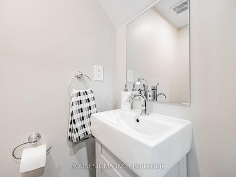 Photo 21 at 5 - 106 Redpath Avenue, Mount Pleasant West, Toronto