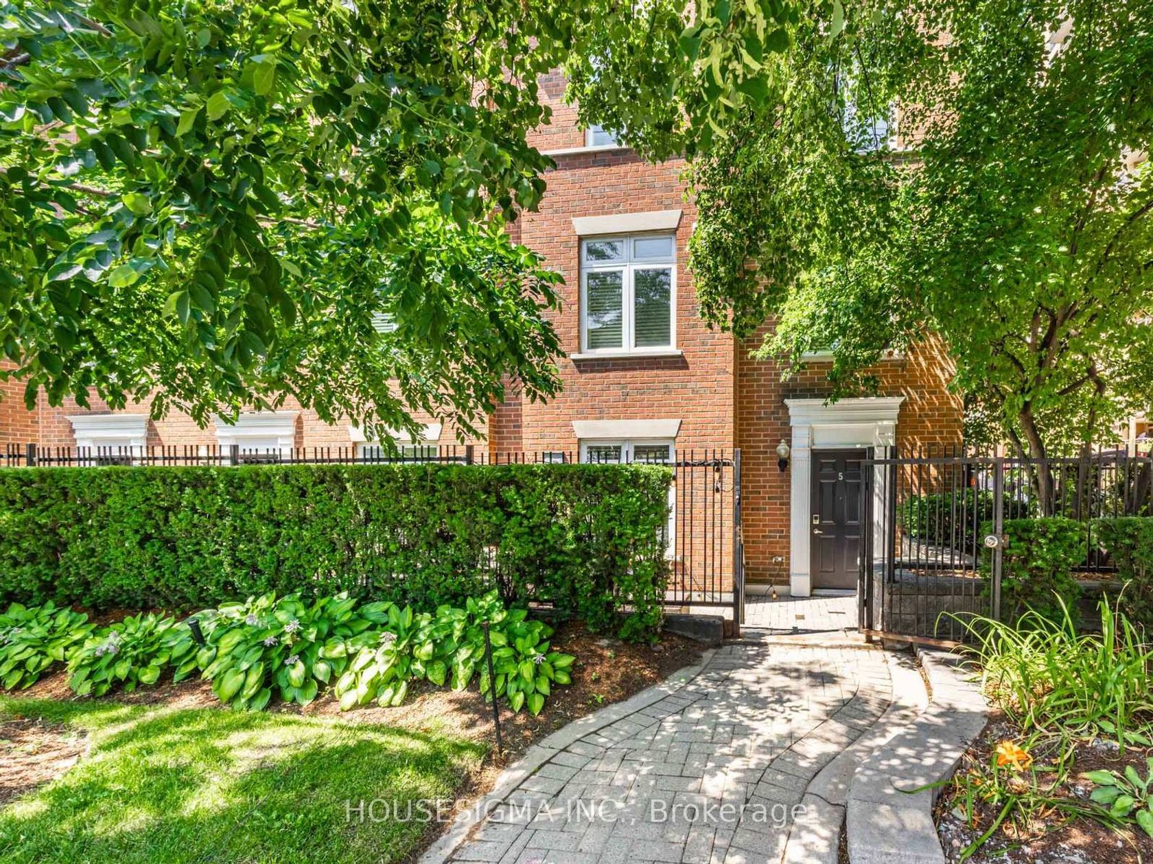 5 - 106 Redpath Avenue, Mount Pleasant West, Toronto 