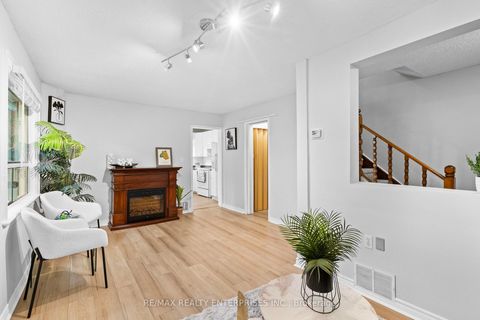 Photo 4 at 11 Humber Hill Avenue, Lambton Baby Point, Toronto