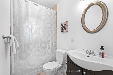 Photo 17 at 11 Humber Hill Avenue, Lambton Baby Point, Toronto