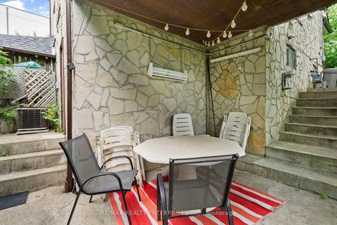 Photo 22 at 11 Humber Hill Avenue, Lambton Baby Point, Toronto