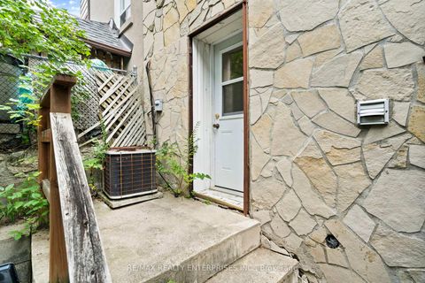 Photo 24 at 11 Humber Hill Avenue, Lambton Baby Point, Toronto