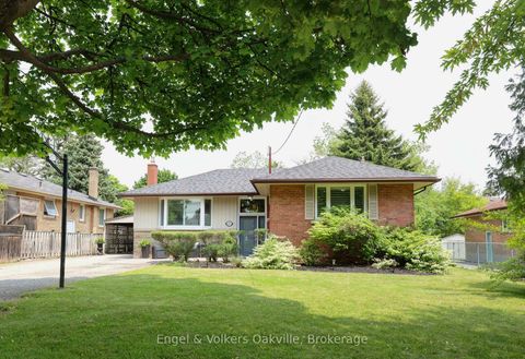 Photo 1 at 465 Fourth Line, WO West, Oakville