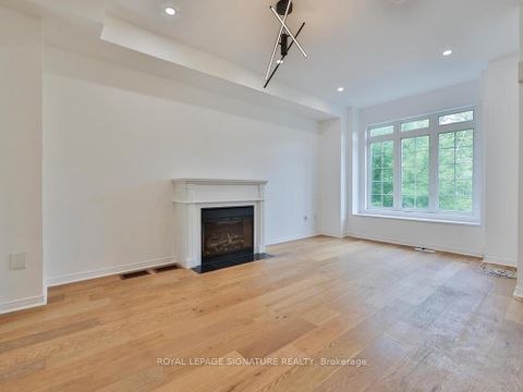 Photo 10 at 41 Stagecoach Circle, Centennial Scarborough, Toronto