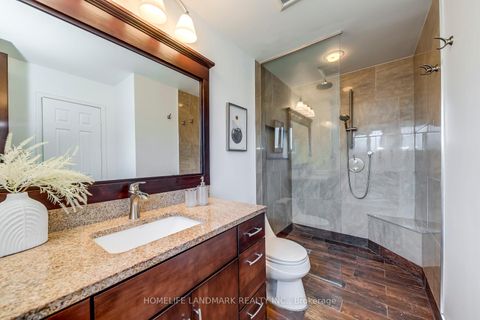 Photo 31 at 1076 Montrose Abbey Drive, GA Glen Abbey, Oakville