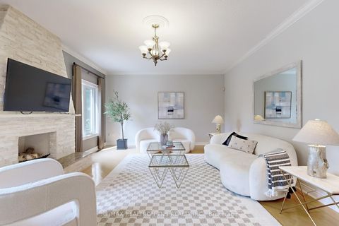 Photo 8 at 56 Wingate Crescent, Bayview Hill, Richmond Hill