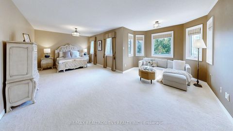 Photo 18 at 56 Wingate Crescent, Bayview Hill, Richmond Hill