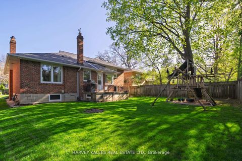 Photo 26 at 10 Northolt Court, Humber Valley, Toronto