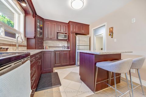 Photo 13 at 103 Packard Boulevard, Bendale, Toronto