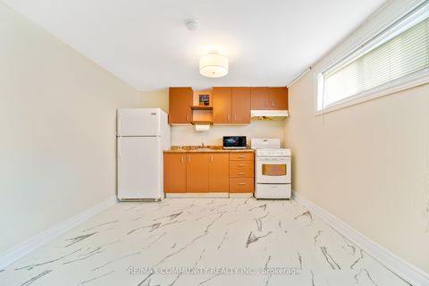 Photo 31 at 103 Packard Boulevard, Bendale, Toronto