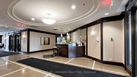 Photo 3 at 912 - 18 Harding Boulevard E, Harding, Richmond Hill