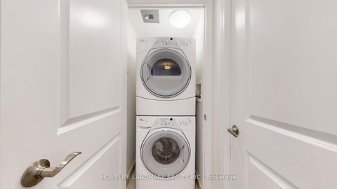 Photo 26 at 912 - 18 Harding Boulevard E, Harding, Richmond Hill