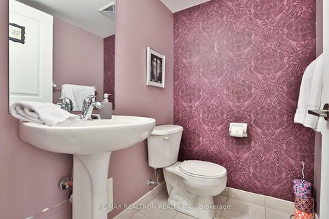 Photo 12 at 404 - 7 North Park Road, Beverley Glen, Vaughan