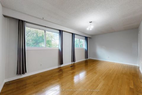 Photo 23 at 287 Manchester Drive, London, Newmarket