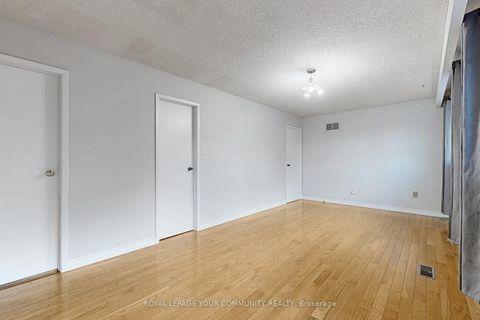 Photo 25 at 287 Manchester Drive, London, Newmarket