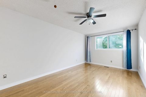 Photo 29 at 287 Manchester Drive, London, Newmarket Photo 29 at 287 Manchester Drive, London, Newmarket