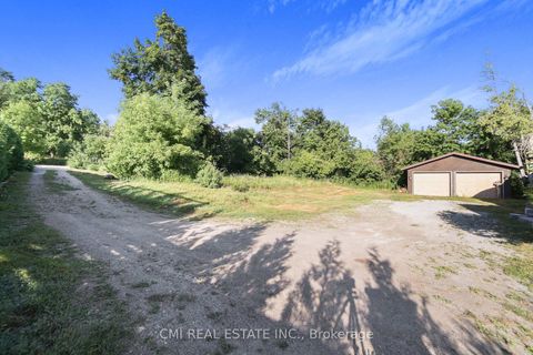 Photo 38 at 54 Little Lake Drive, Little Lake, Barrie