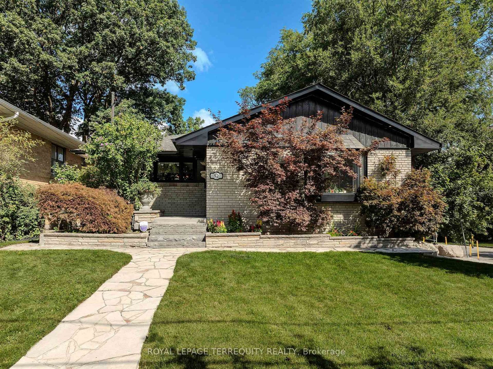 92 Saskatoon Drive, The Westway, Toronto 