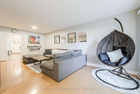 Photo 7 at 85 - 91 Muir Drive, Scarborough Village, Toronto