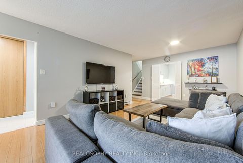 Photo 10 at 85 - 91 Muir Drive, Scarborough Village, Toronto