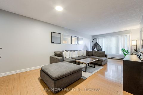 Photo 12 at 85 - 91 Muir Drive, Scarborough Village, Toronto