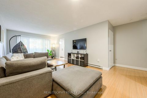 Photo 13 at 85 - 91 Muir Drive, Scarborough Village, Toronto
