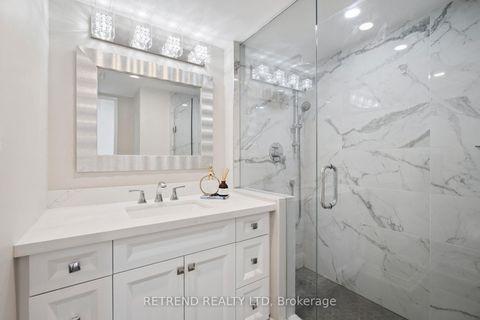 Photo 19 at 826 - 32 Clarissa Drive, Harding, Richmond Hill