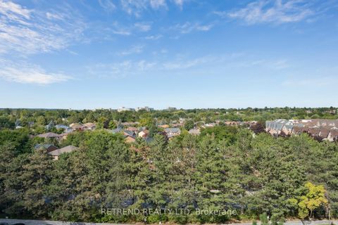 Photo 32 at 826 - 32 Clarissa Drive, Harding, Richmond Hill
