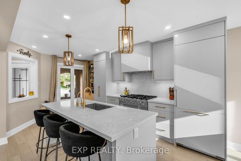 Photo 6 at 66 Whitefaulds Road, Maple, Vaughan