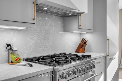 Photo 8 at 66 Whitefaulds Road, Maple, Vaughan